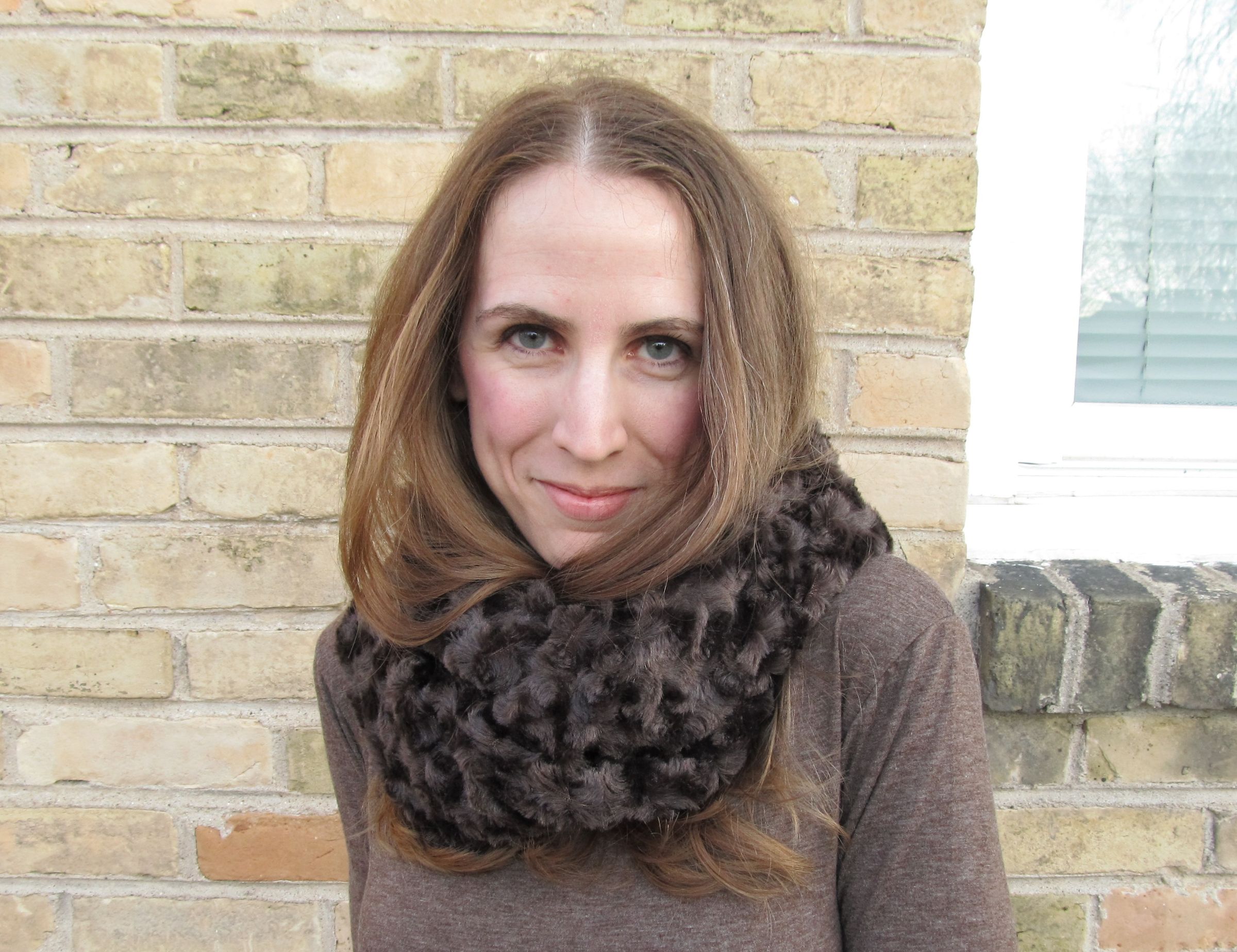 Faux Fur Infinity Scarf D.i.y.