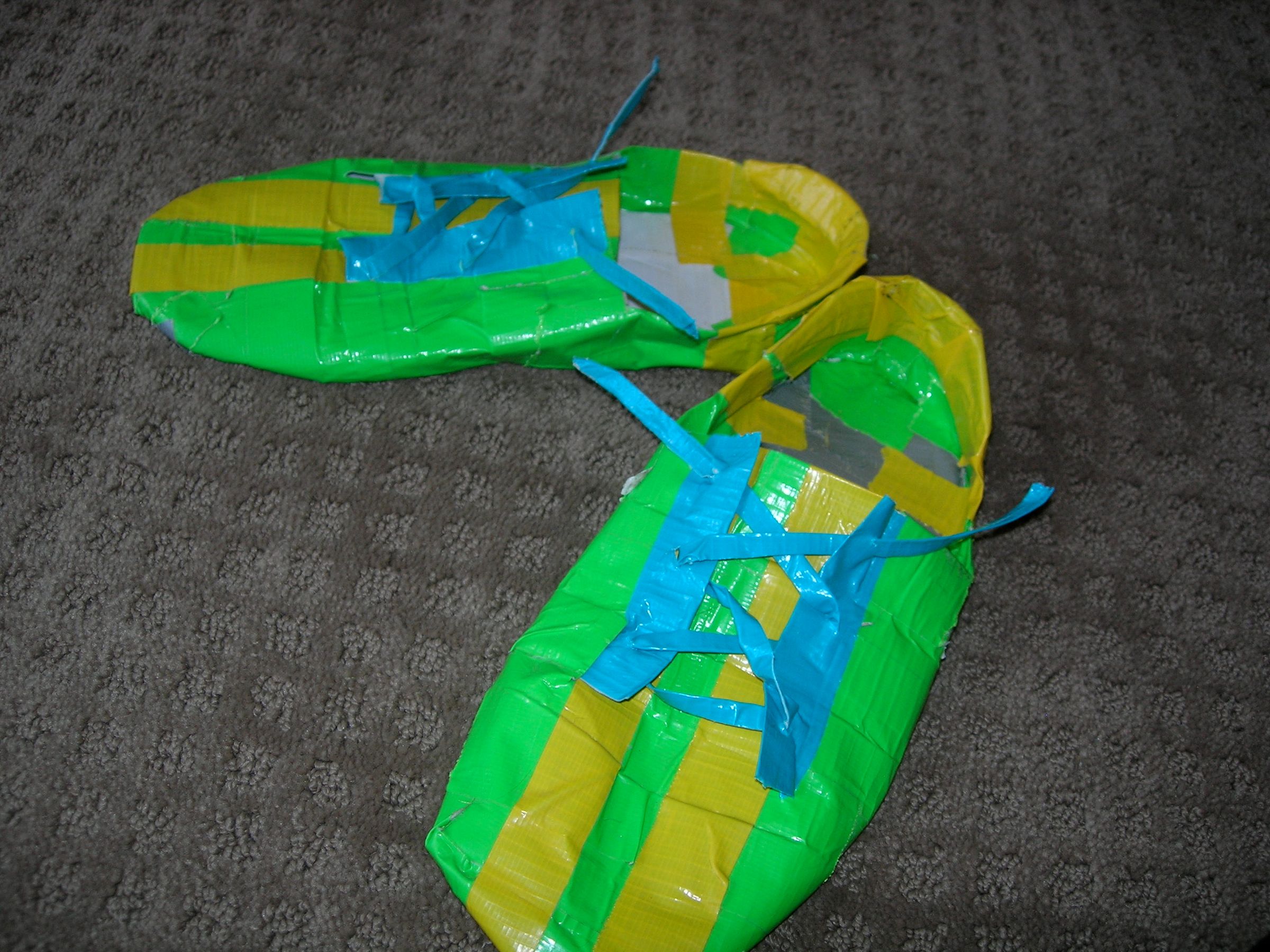 Duct Tape Shoes(Remake With Laces!) 12 Steps Instructables