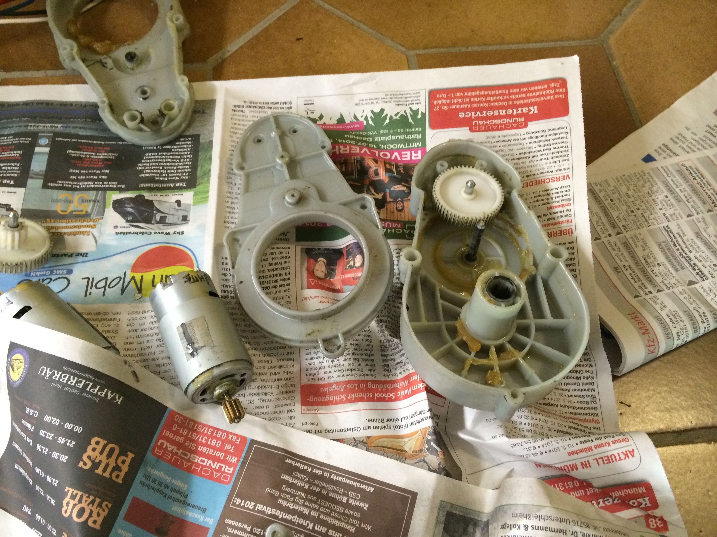 Resin Casting Gears for Power Wheels 6 Steps (with Pictures