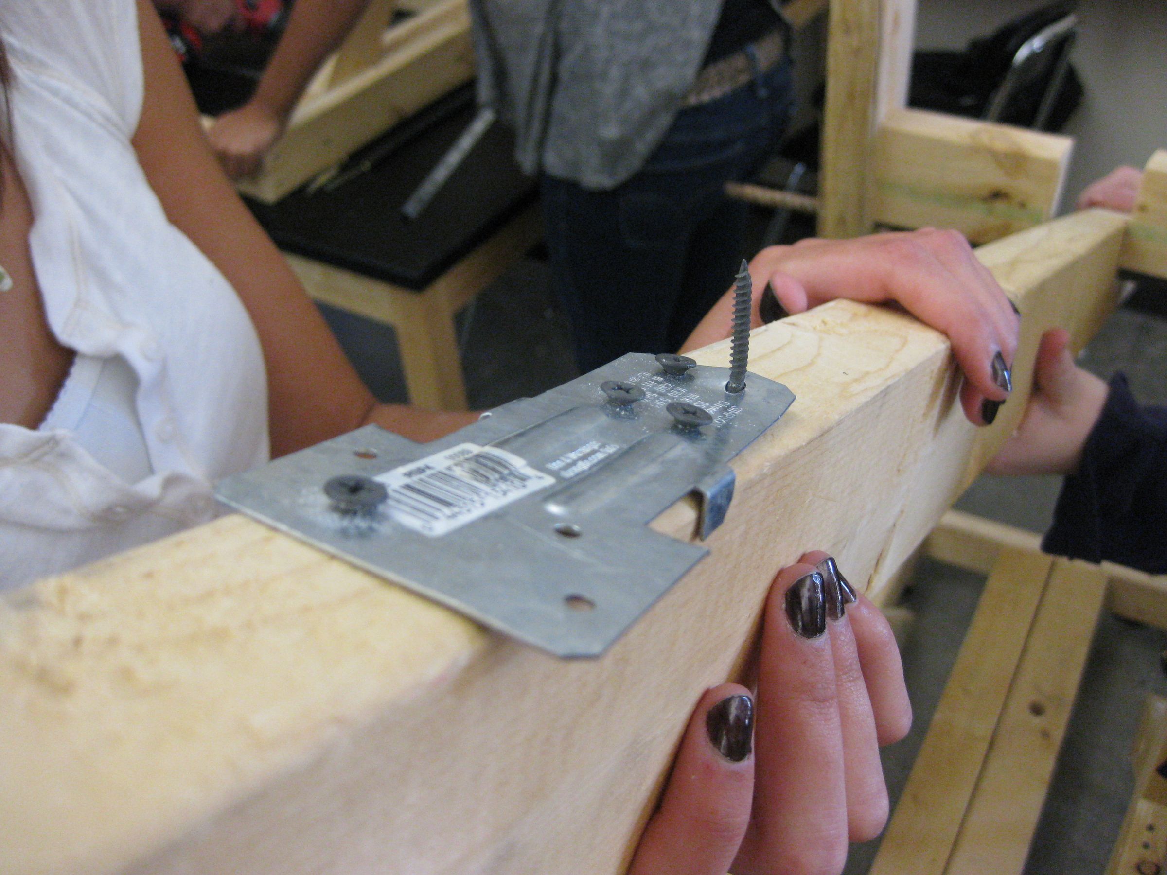 Girls Bulid a Trebuchet