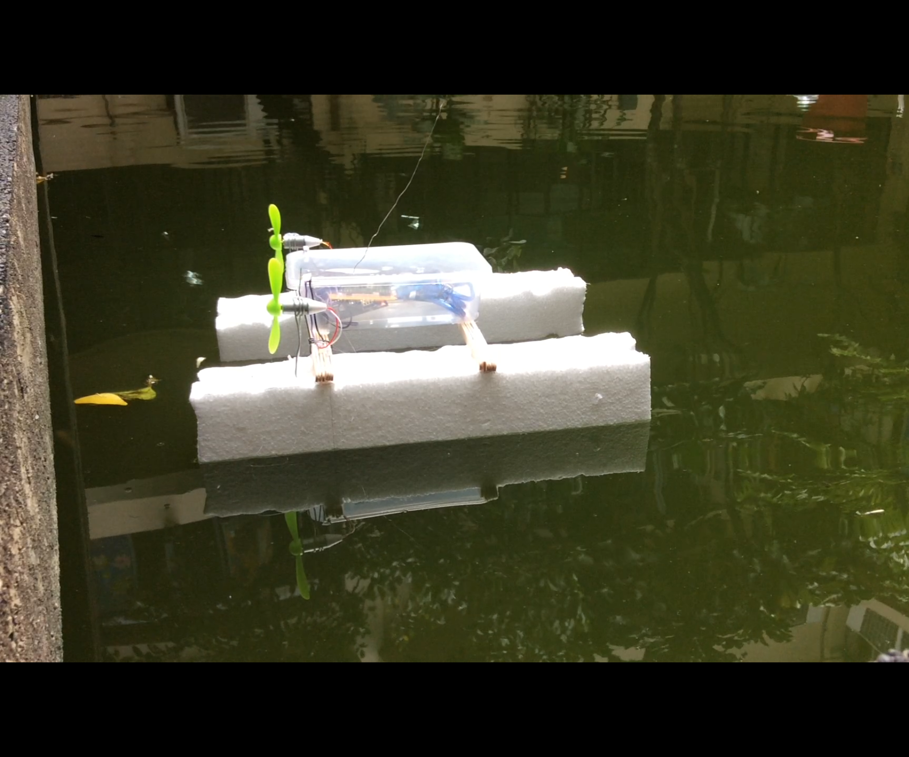 DIY Arduino Catamaran