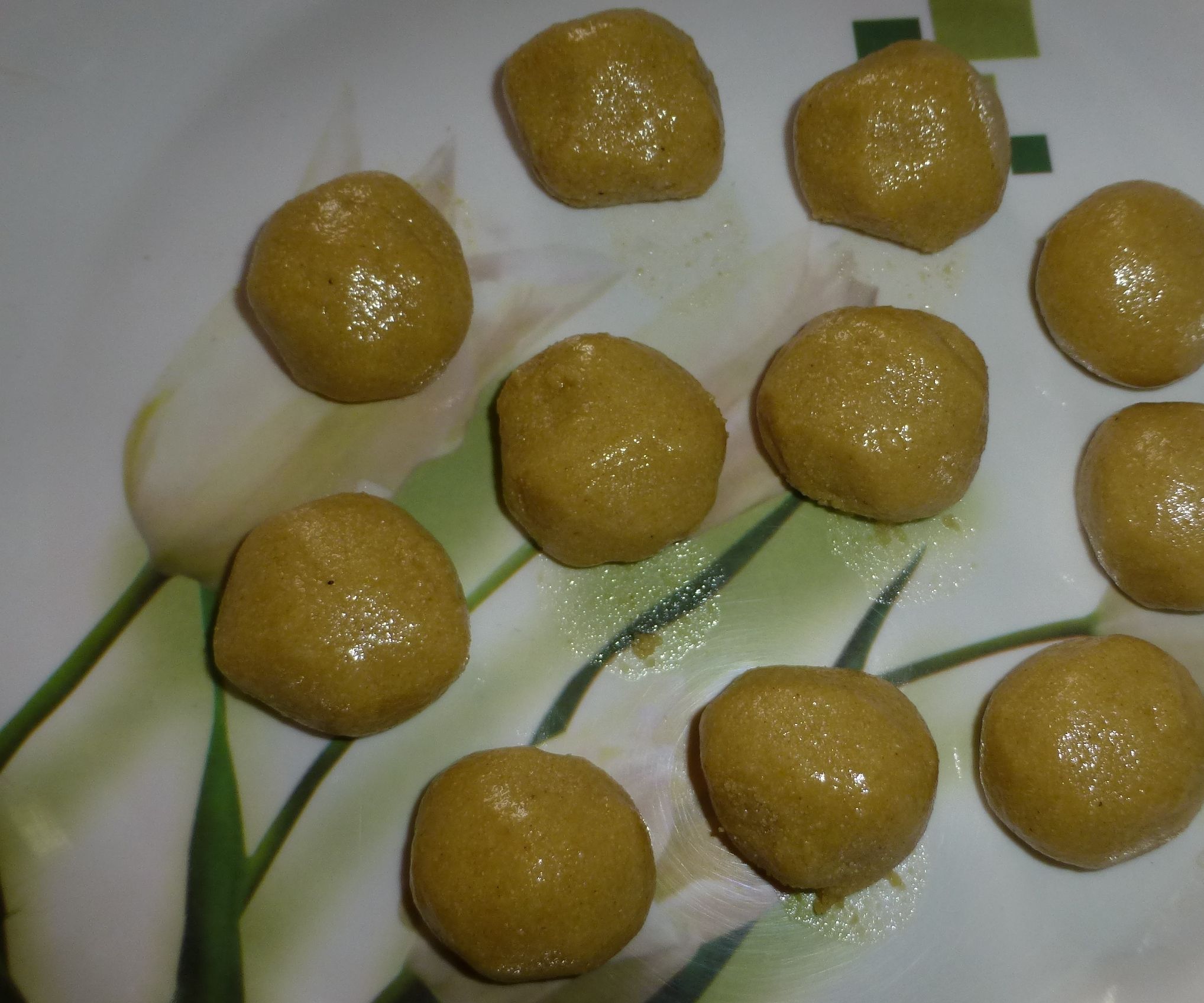 Foxtail Millet Laadoo With Honey