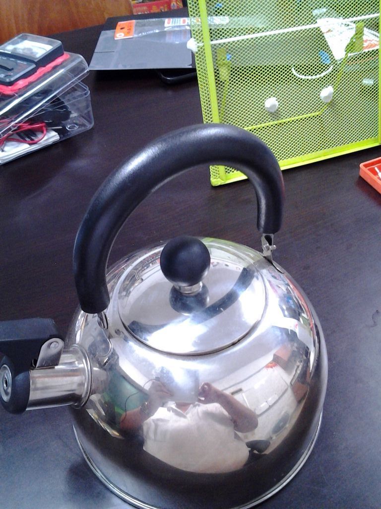 Sugru Enhance Kettle Handle