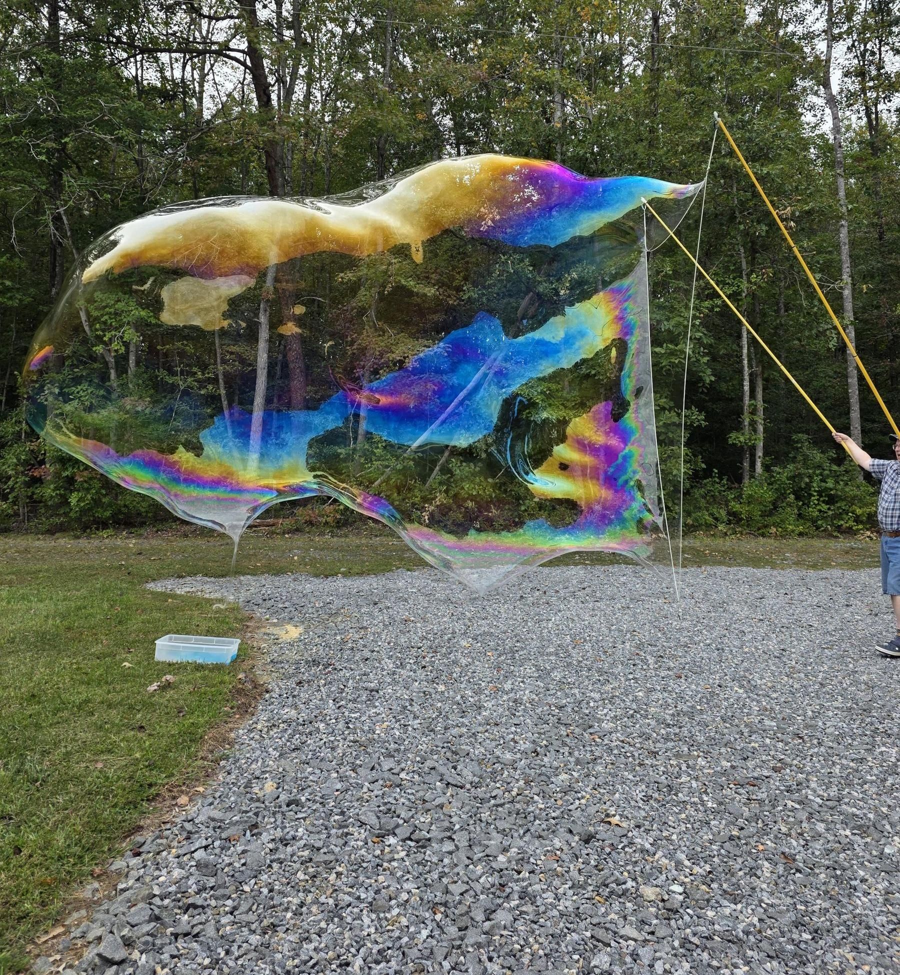 Build a Large-Scale Bubble Wand Toy - / Using Homemade Bubble Solution / 36 Foot Cotton Rope and Two 11-foot Poles