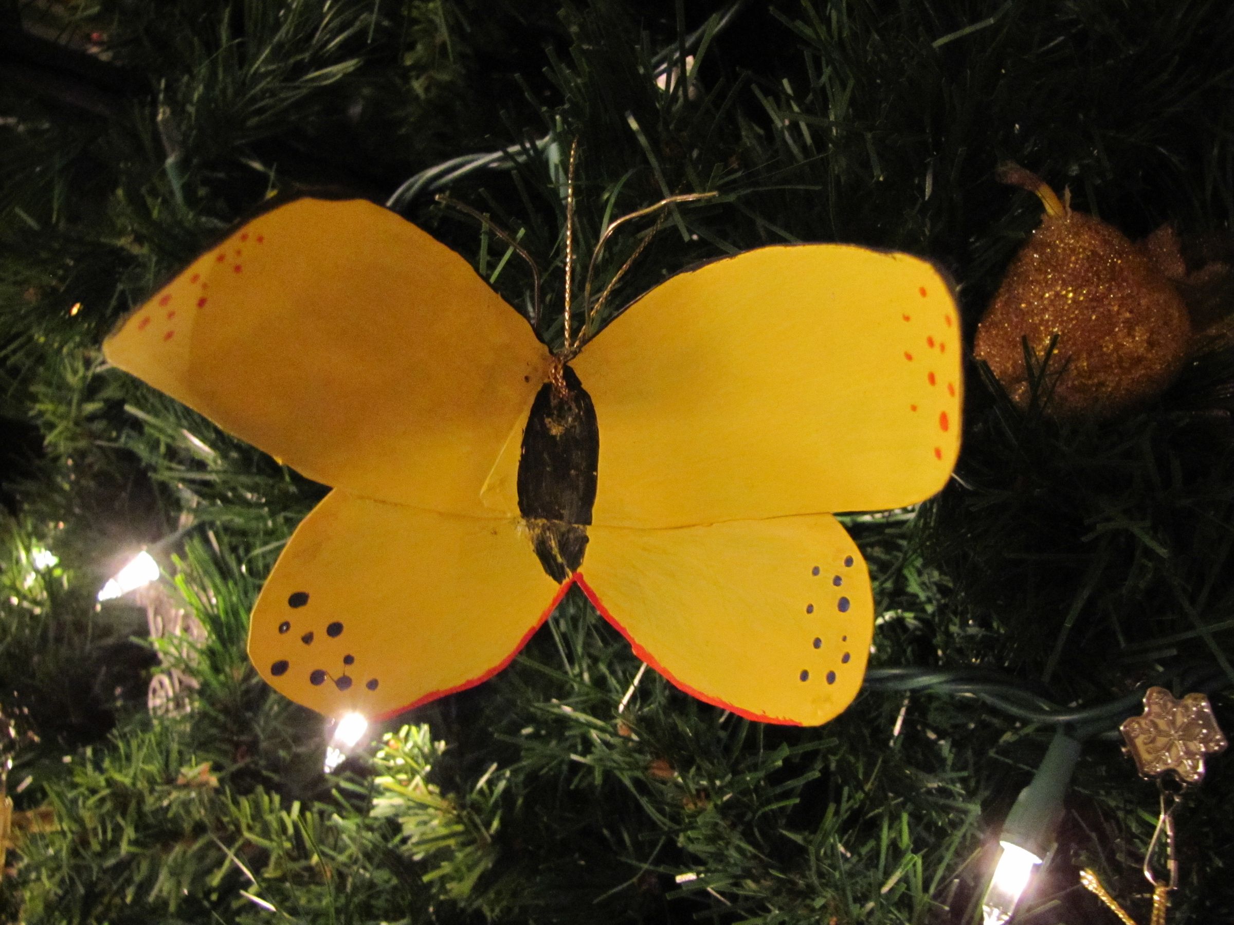 How to Make a Butterfly Ornament Out of a Coke Bottle