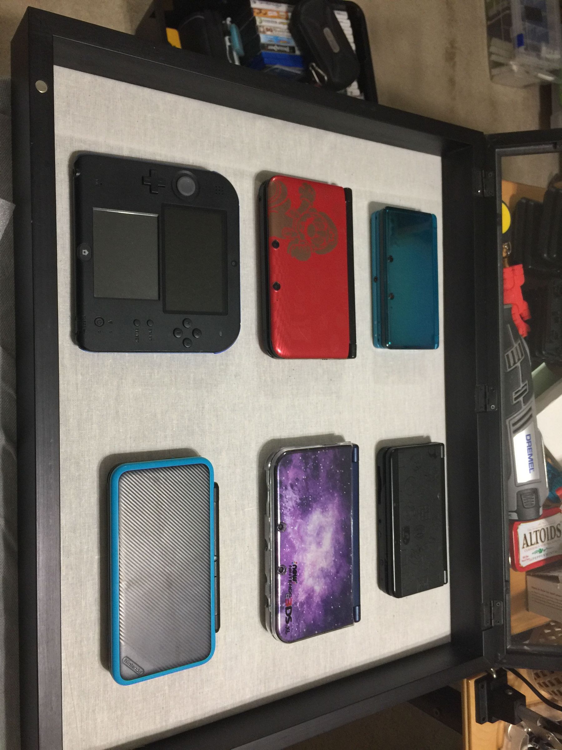 Install Nintendo 3DS Gameboy Consoles in a Shadowbox 8 Steps