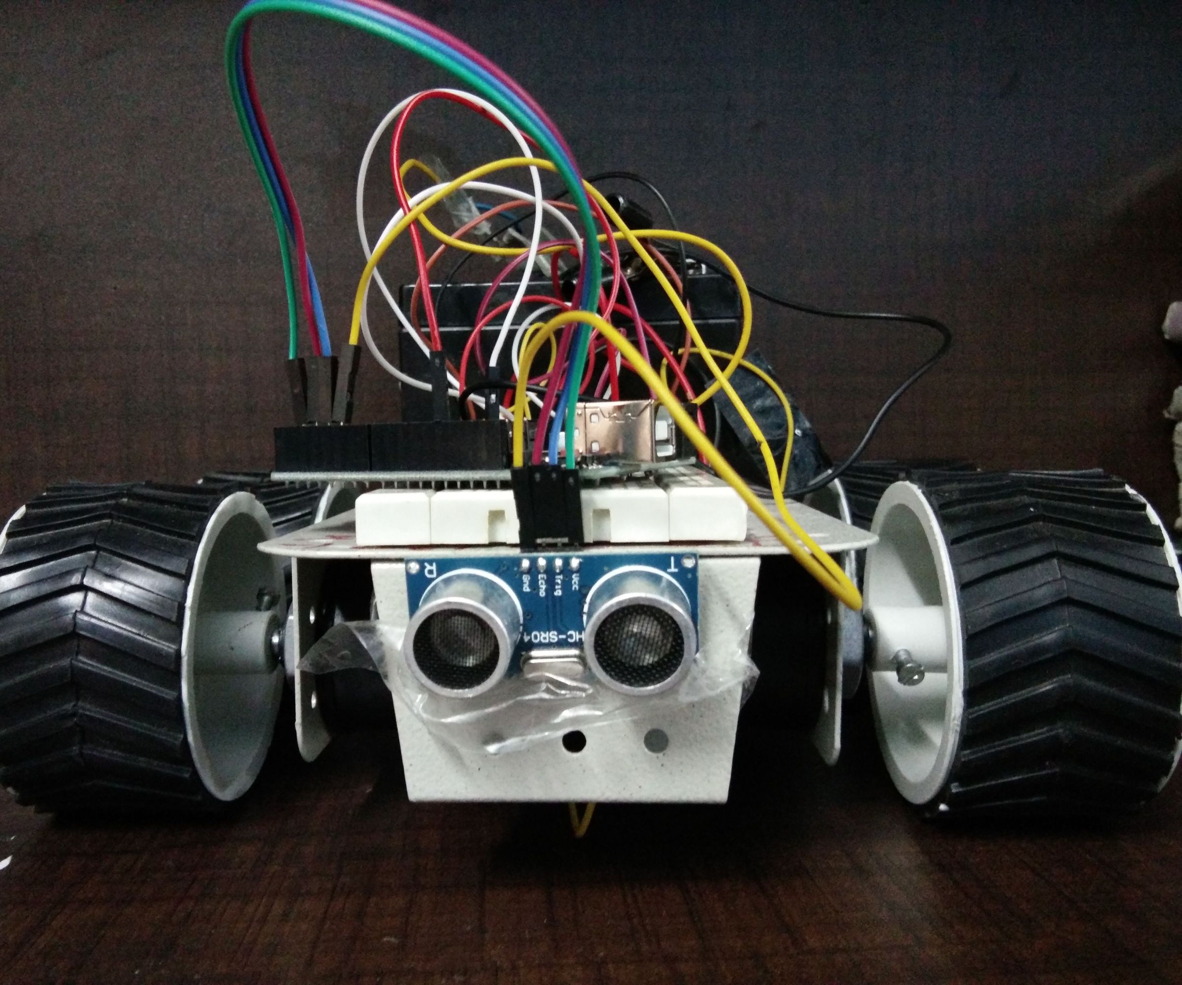 SELF OBSTACALES AVOIDING ROBOT
