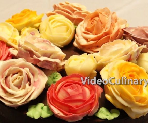 How to Pipe Buttercream Roses