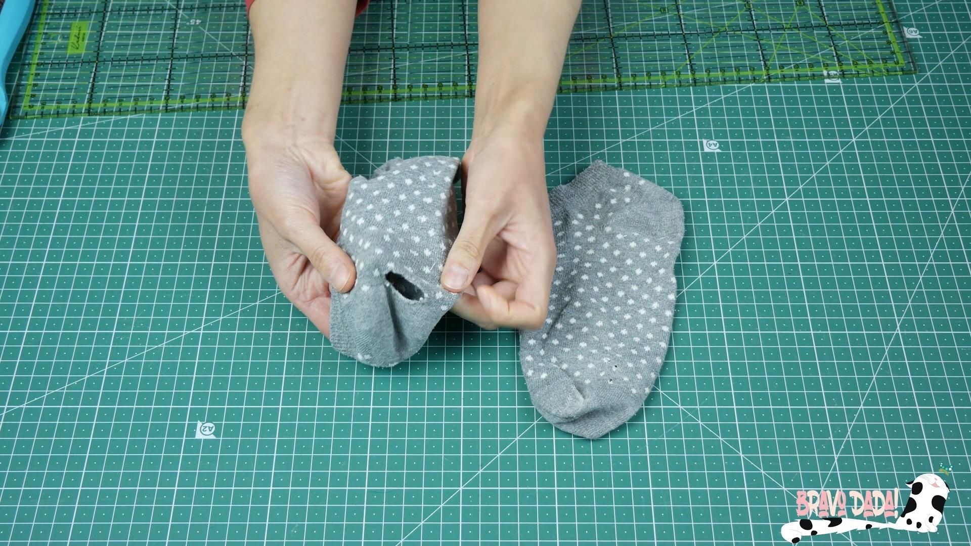 DIY How to Make a Cat Toy Out of Old Socks Old Clothes Reuse Ideas