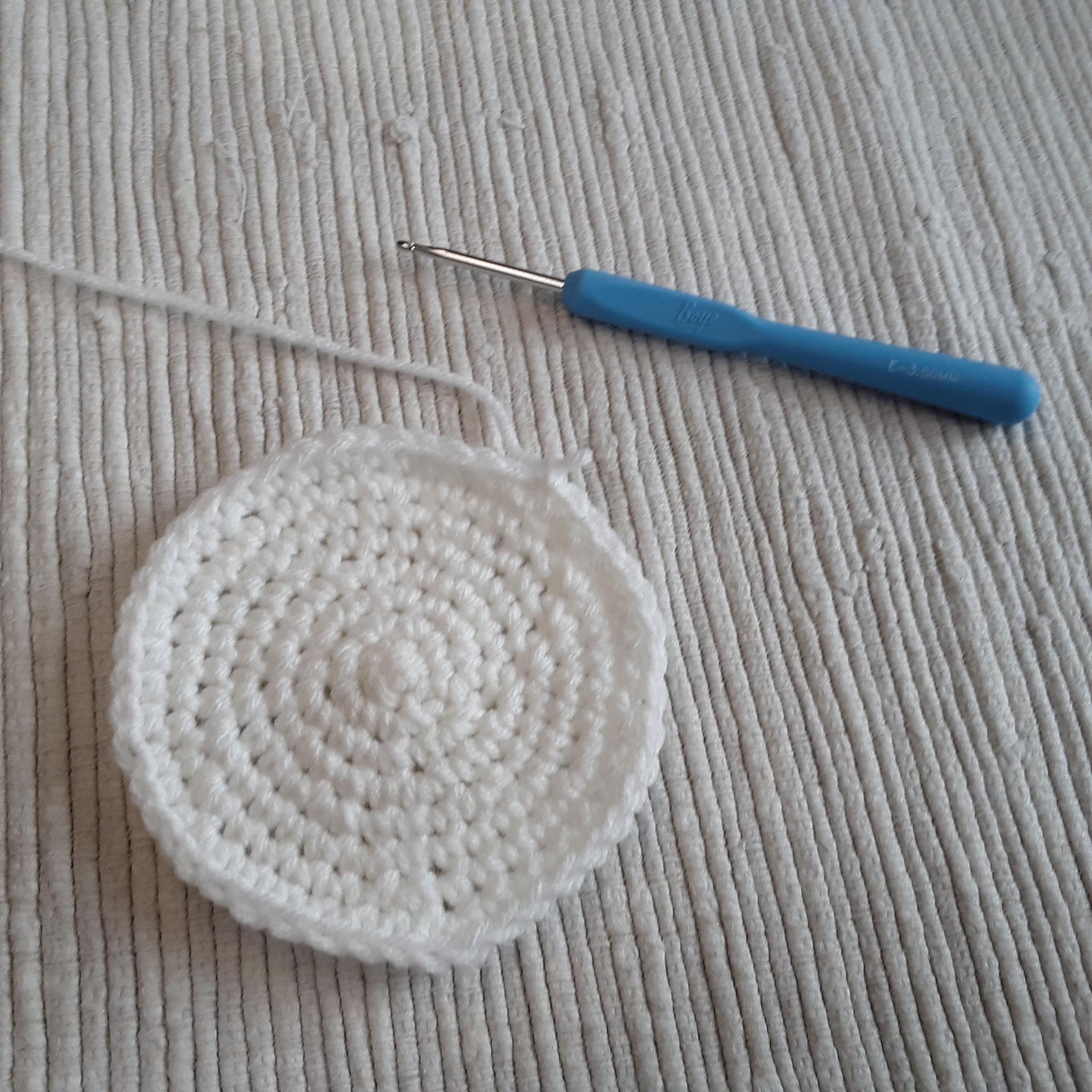 Crochet Jellyfish : 6 Steps (with Pictures) Instructables