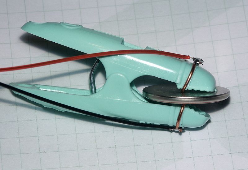 Temporary / Lab Button Cell Battery Holder Instructables