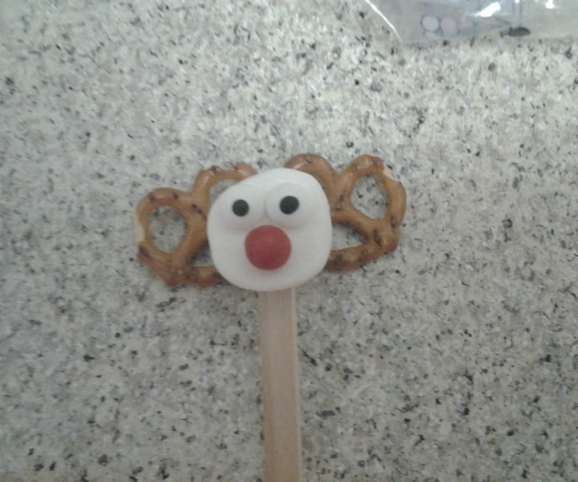 Reindeer Marshmallow Pops