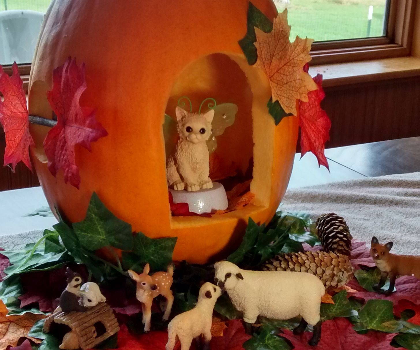 Fairy Kitten Woodland Pumpkin – Mother & Daughter Halloween Design