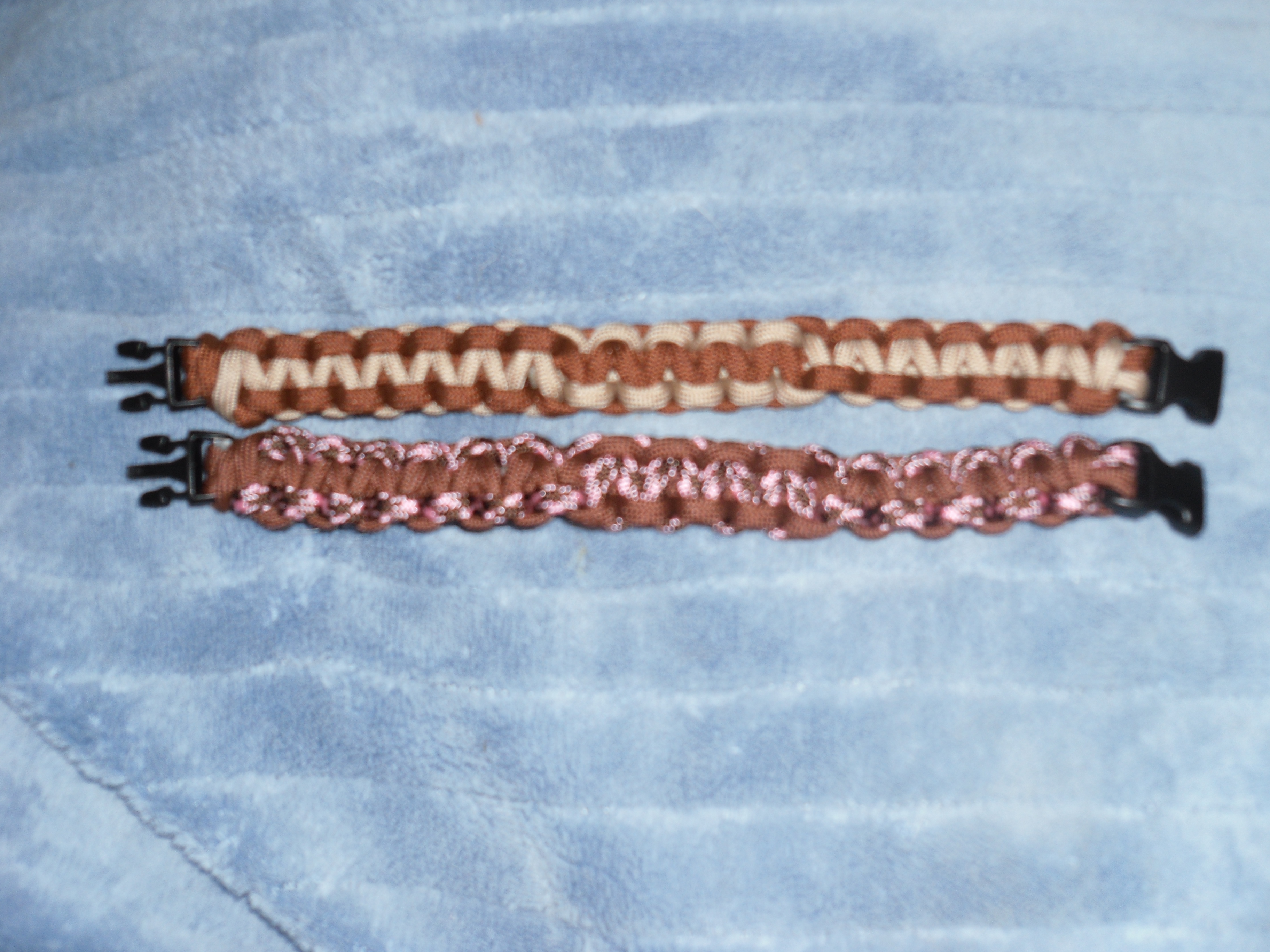 'Switch Back' Paracord Survival Bracelet