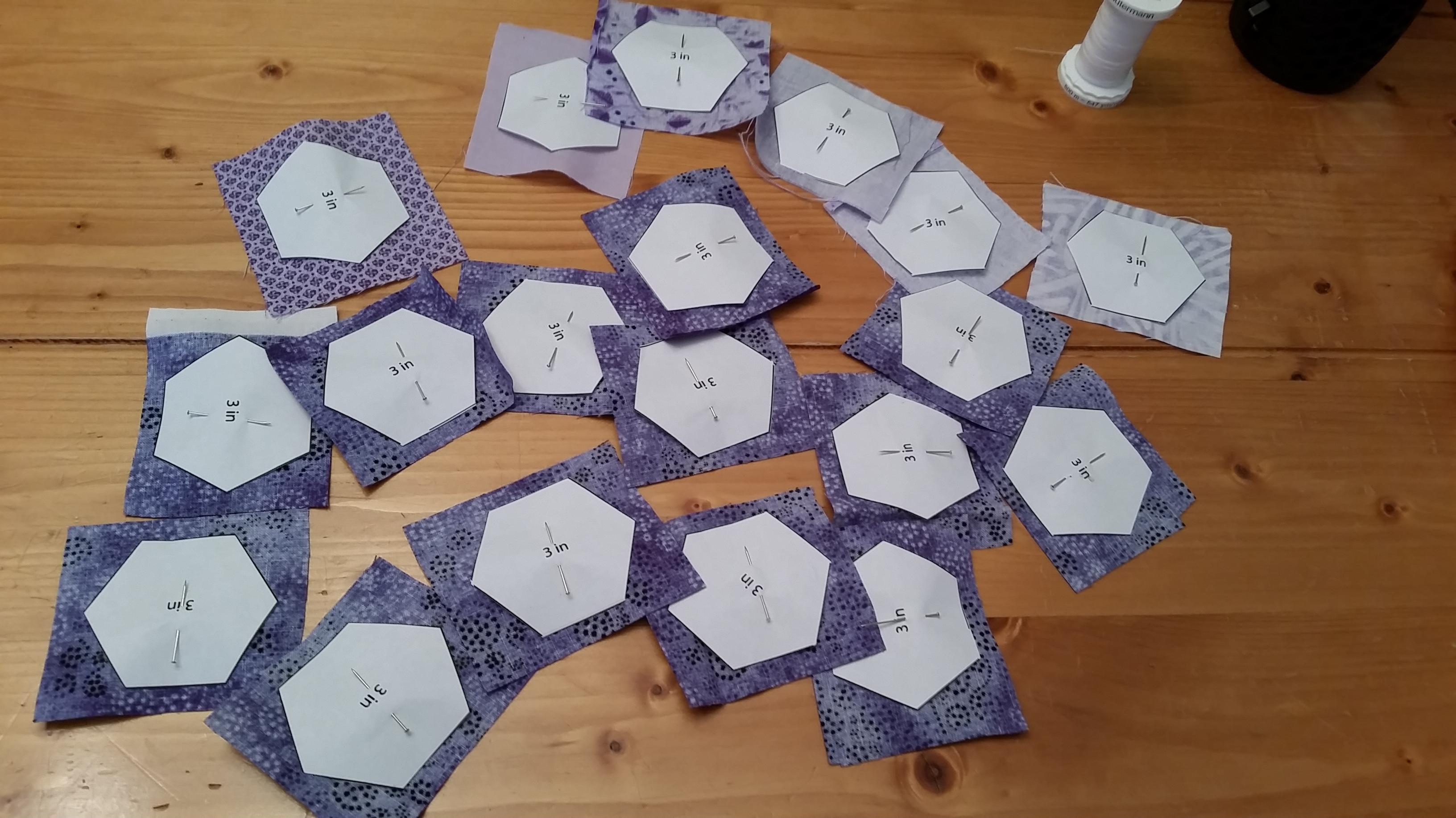 Hexagon English Paper Hand Piecing 8 Steps (with Pictures