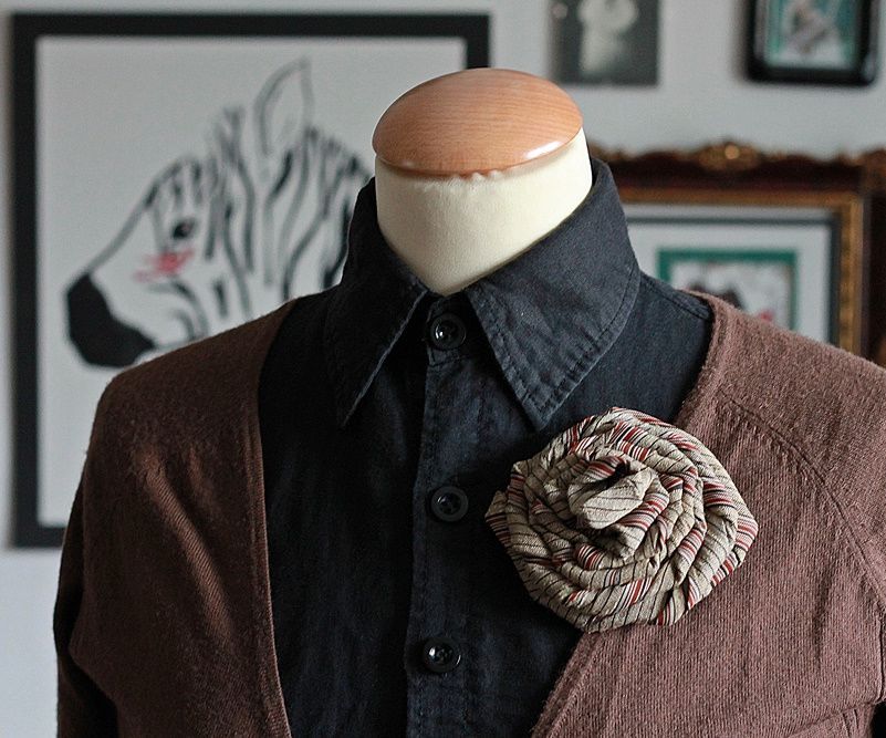Men's Neck Tie Rose Brooch