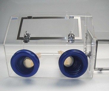 Water-tight Glovebox