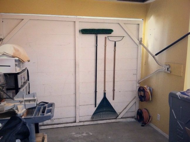 Retractable Garage Door Tool Organizer