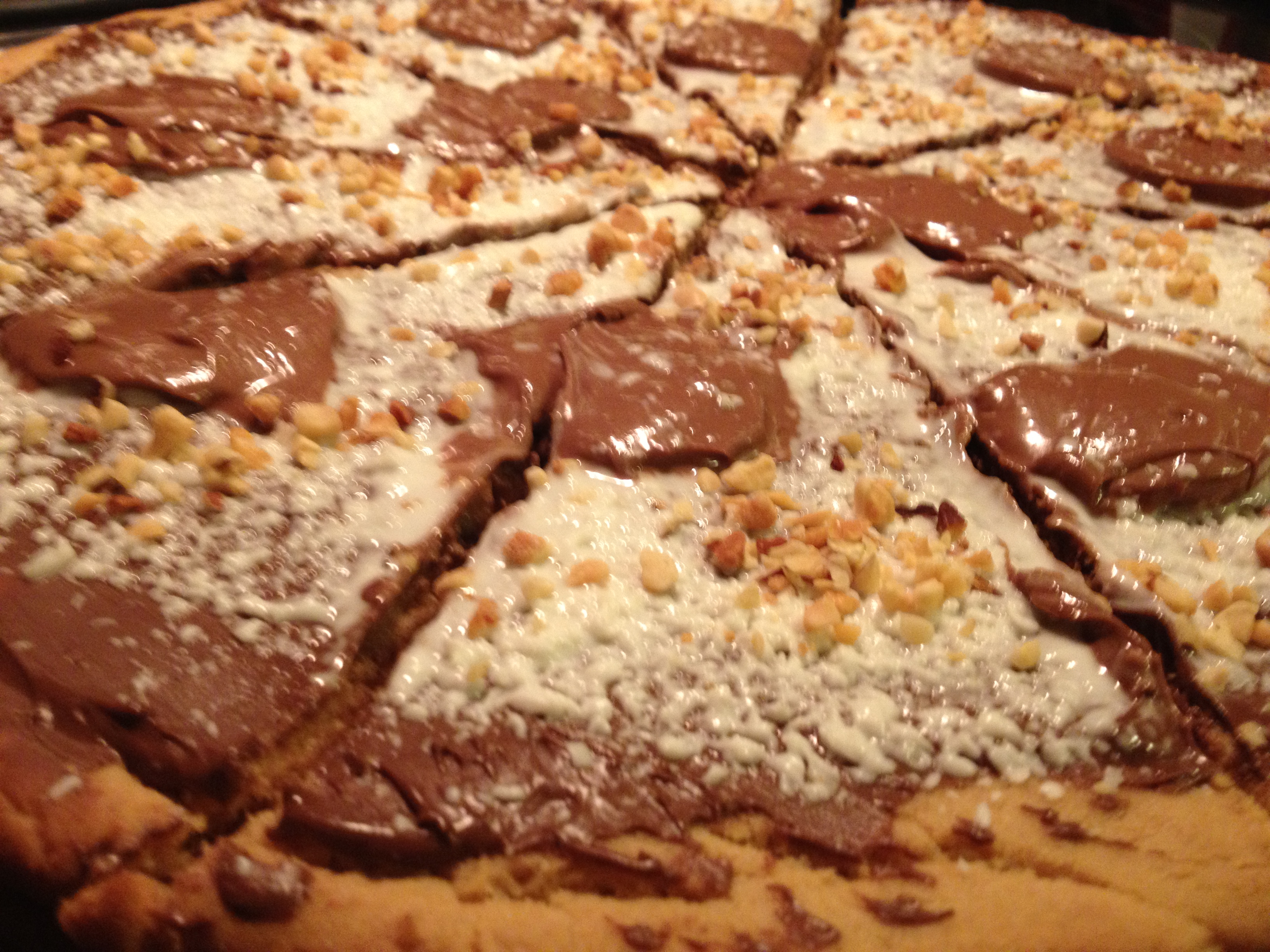 Peanut Butter Cookie Pizza