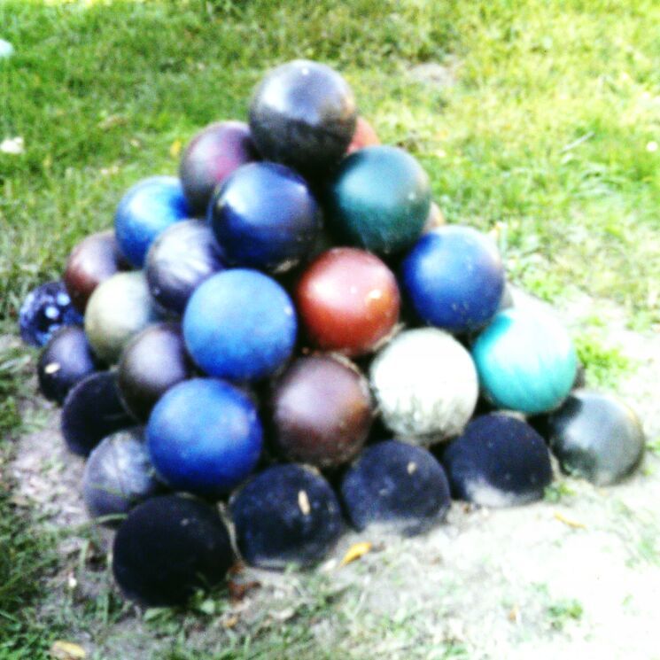 Bowling Ball Pyramid Prank