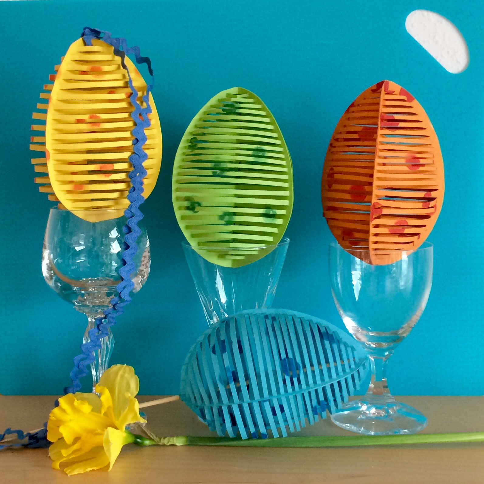 Pop Out Eggs 7 Steps (with Pictures) Instructables