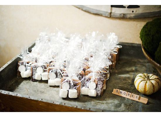 DIY Smores Wedding Favors! Yum!