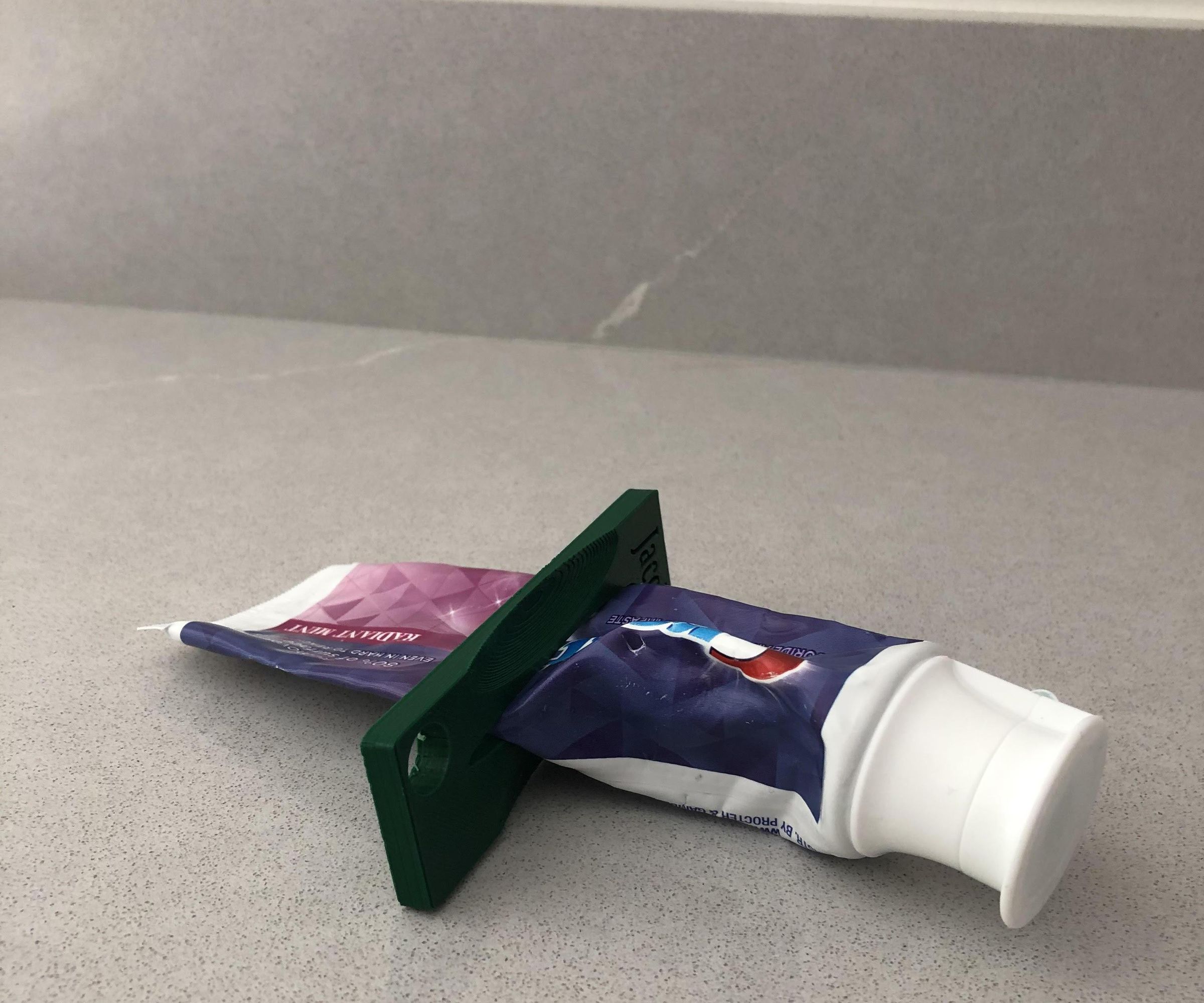 Toothpaste Squeezer