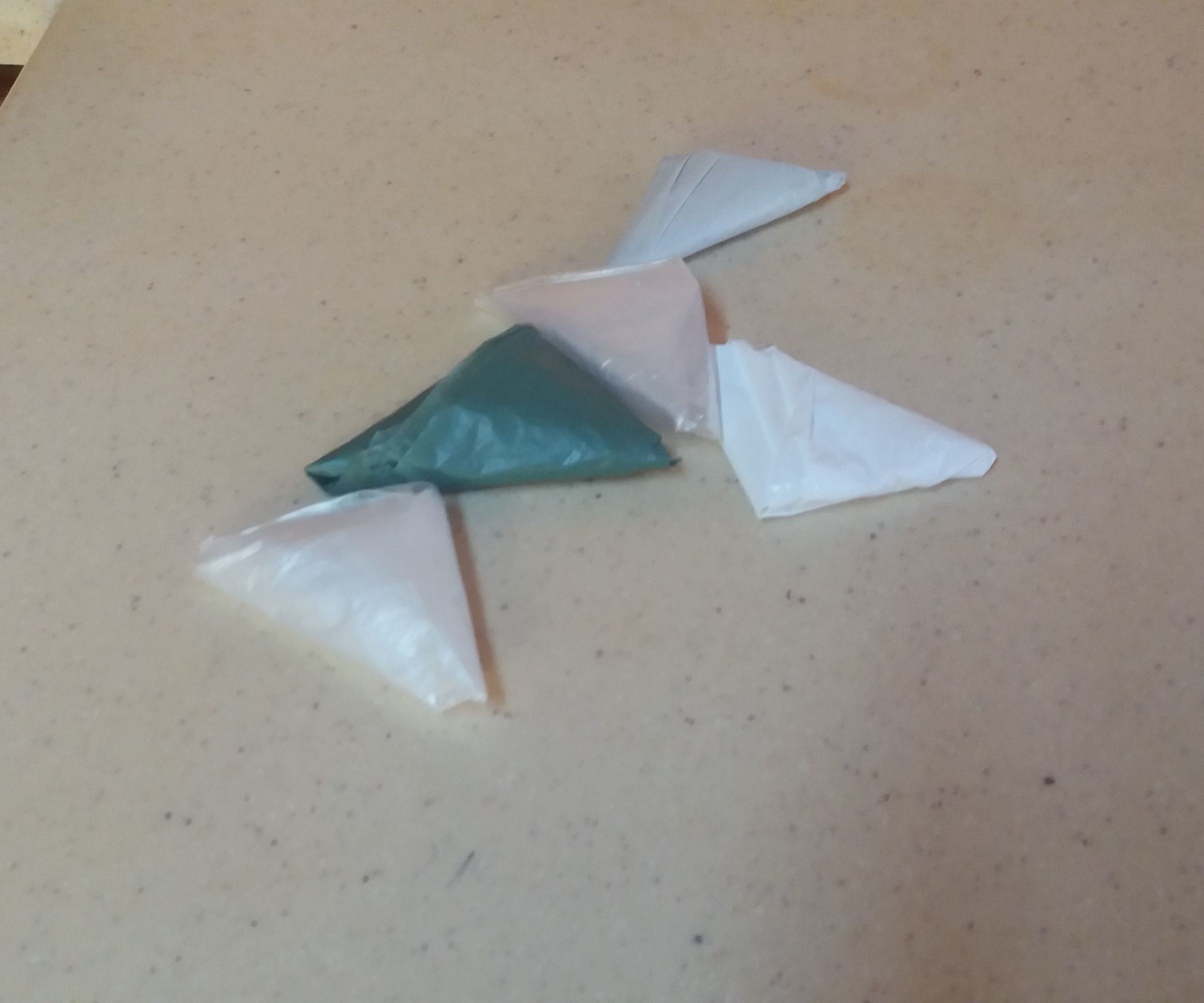 A Neat Way to Save Plastic Bags