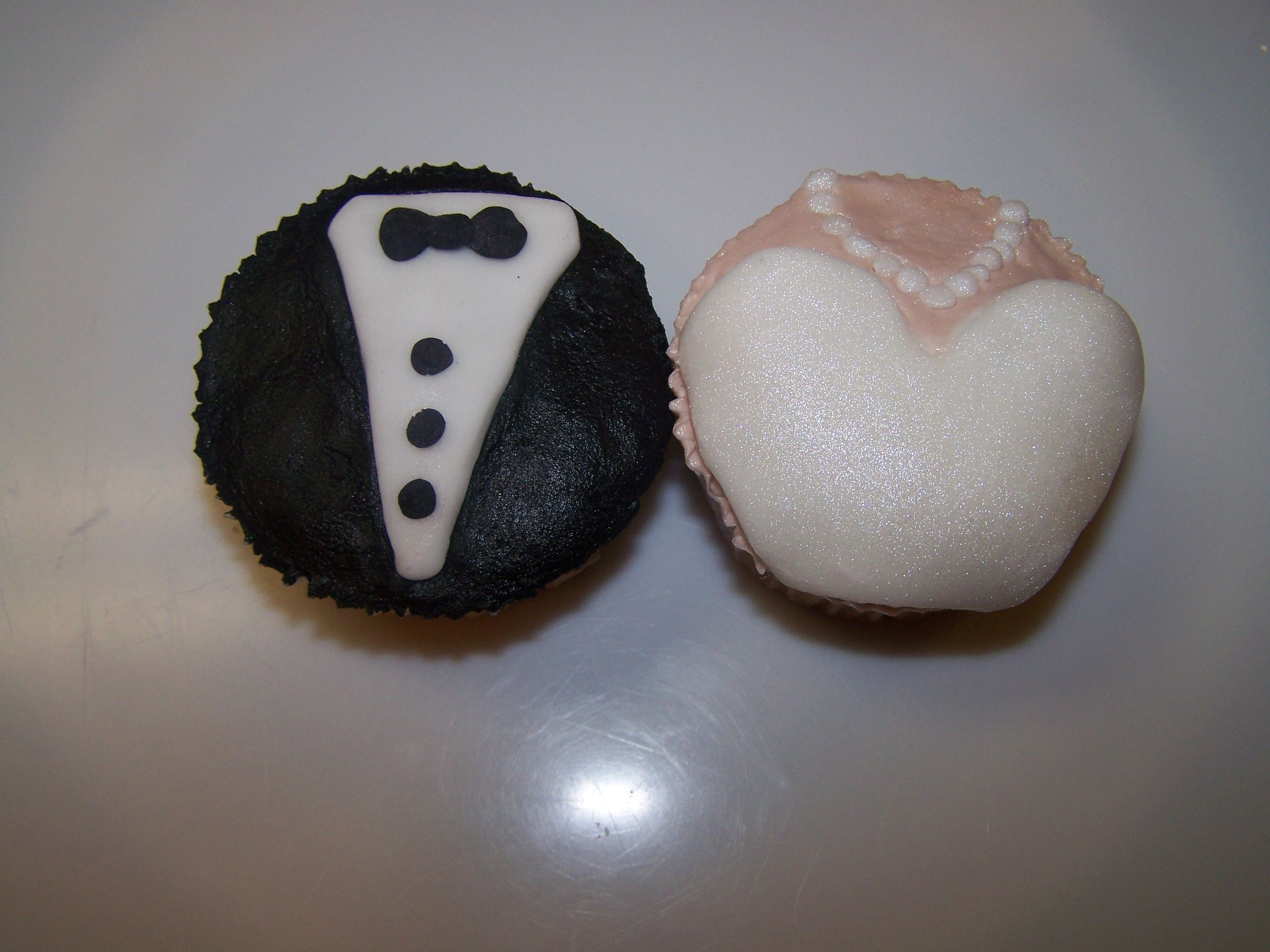 Mr. & Mrs. Cupcake
