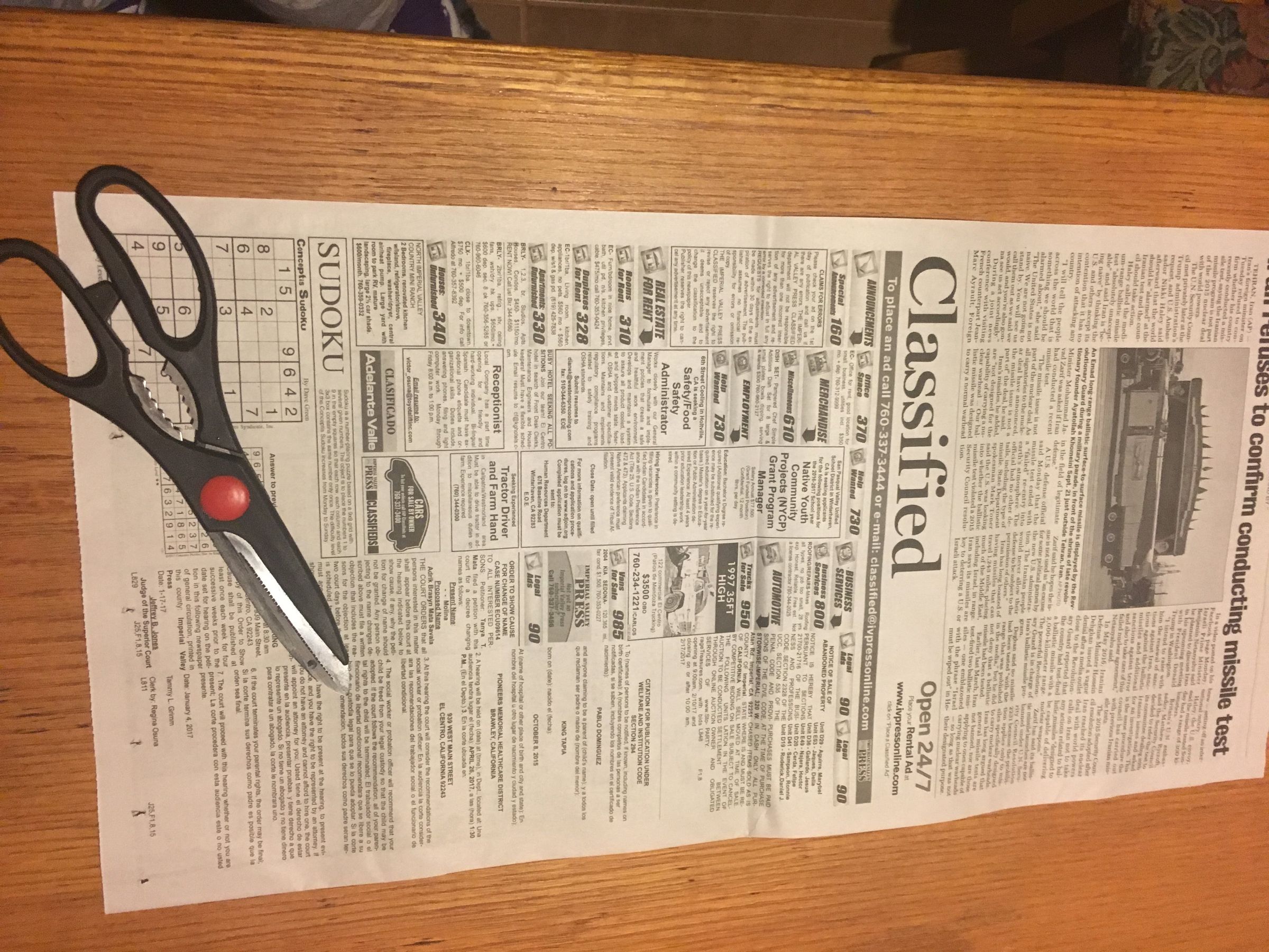 Old Newspaper Placemats and Coaster 3 Steps (with Pictures