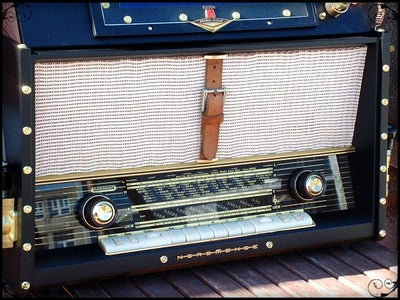 The Airship Pirate's Steampunk Jukebox
