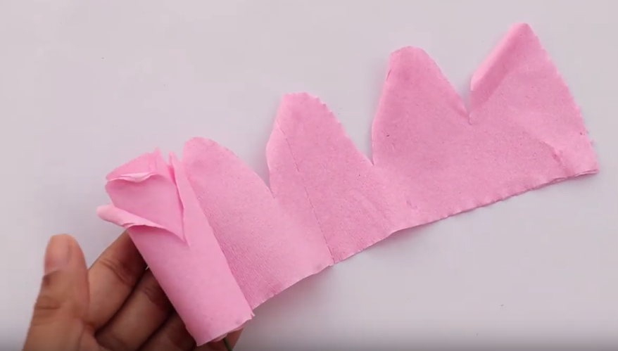 How to Make Tissue Paper Roses : 5 Steps (with Pictures) - Instructables