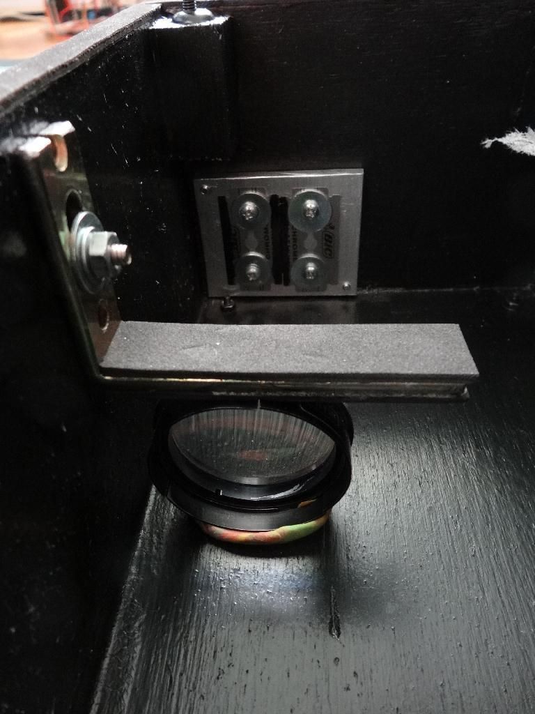 A Homemade camspectrometer for Emission and Absorption Spectra 4
