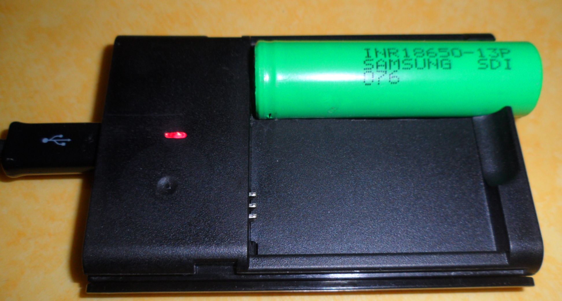 18650 Battery Charger, Transformed from Galaxy S Charging Cradle
