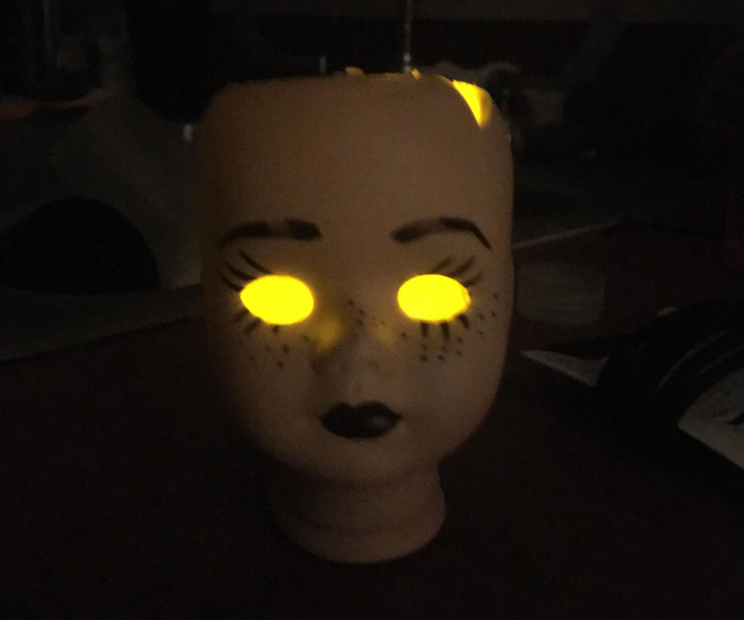 Creepy Doll Head Lamp