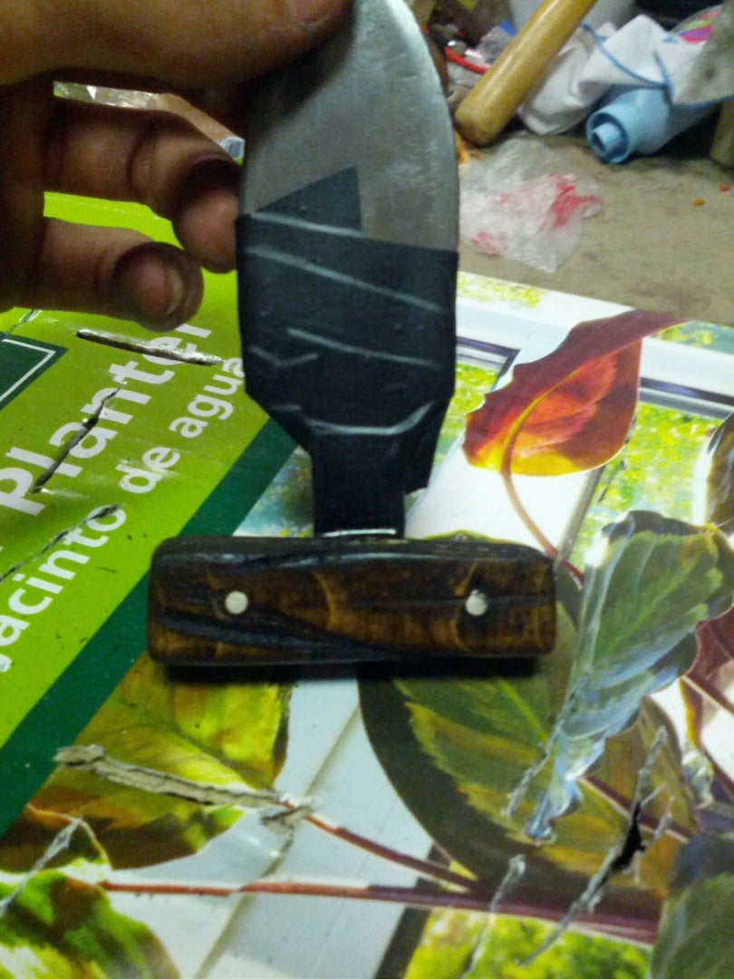 Adding a Handle to Your Knife: Staining 