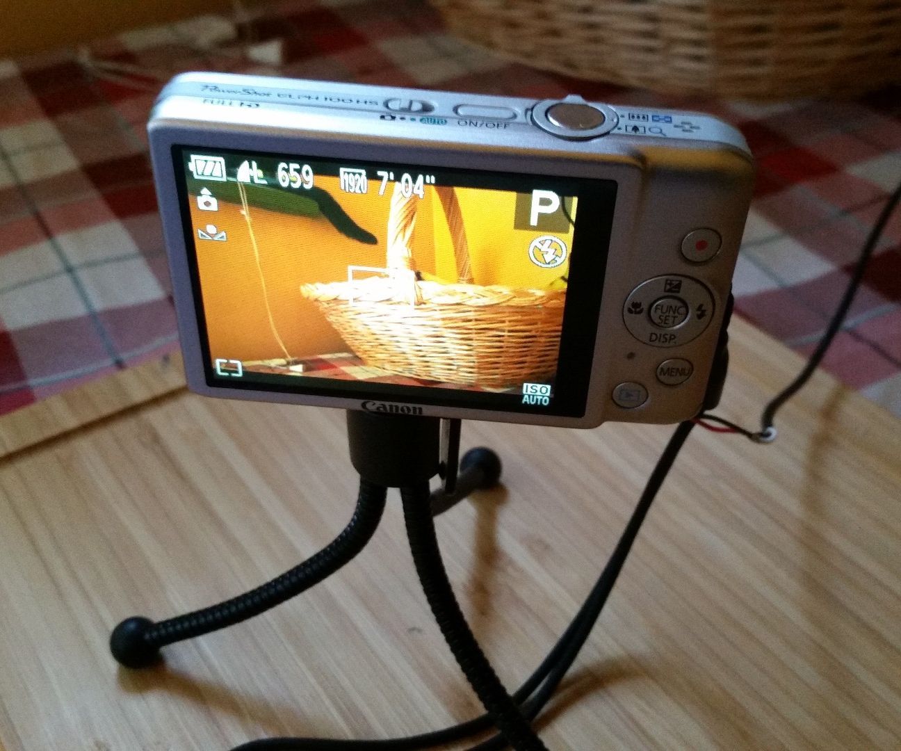 USB Powered Camera / Canon PowerShot ELPH Battery Hack