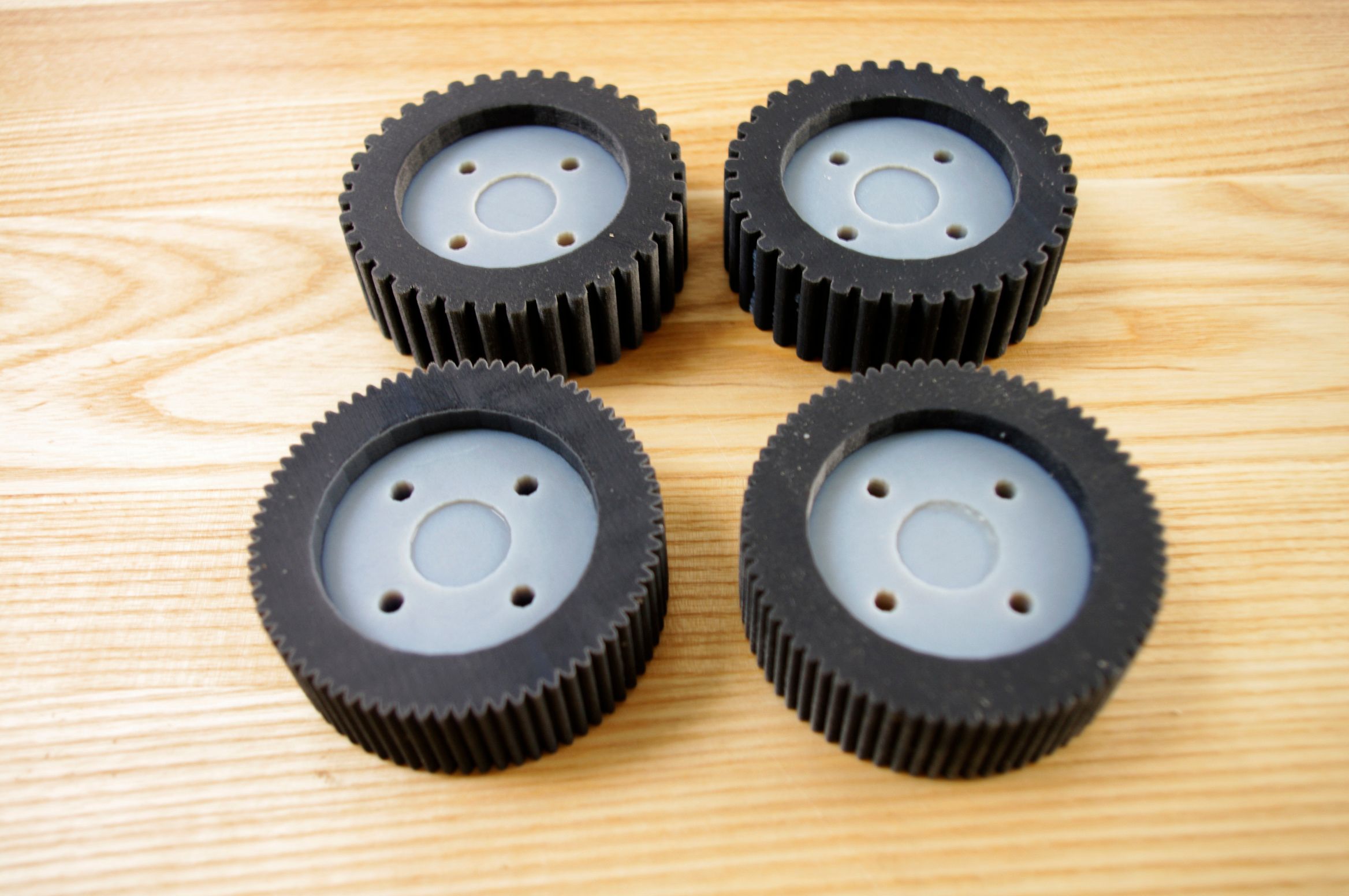 Servo Wheels