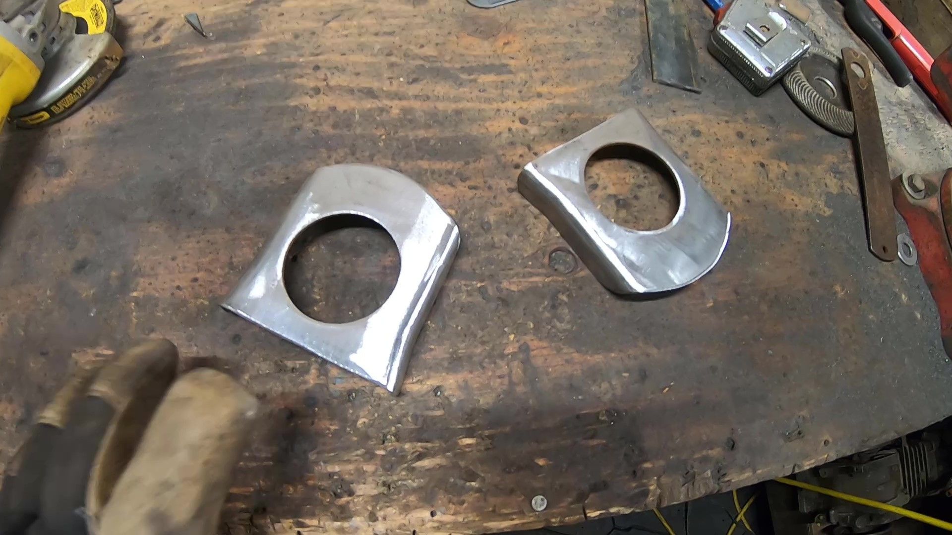 How to Build Real FullyFunctional Jump Stilts From Scratch! 9 Steps