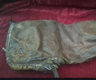 Mashakali : Ancient Leather Waterbottle