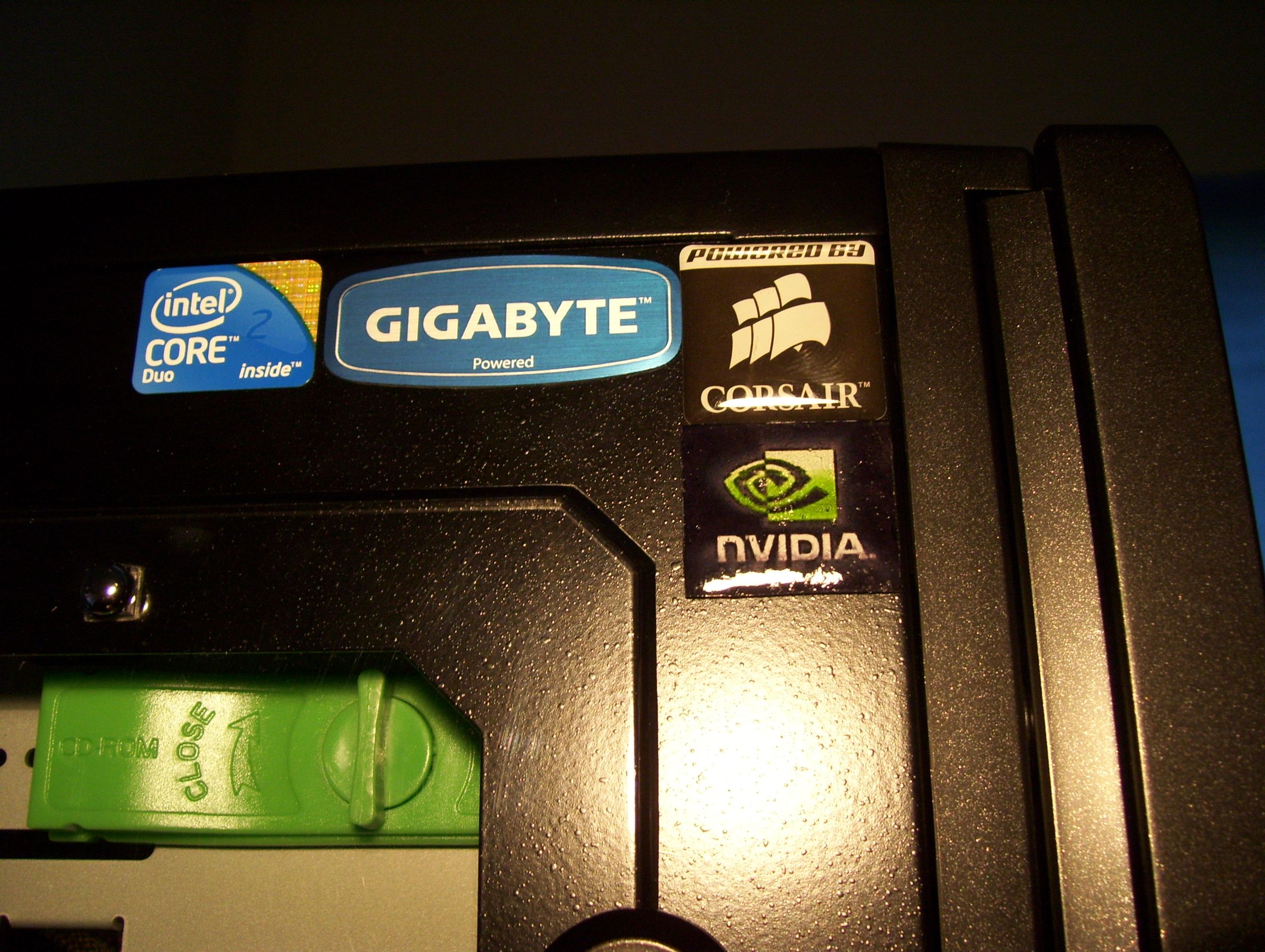 DIY Computer Case Badge! 5 Steps Instructables