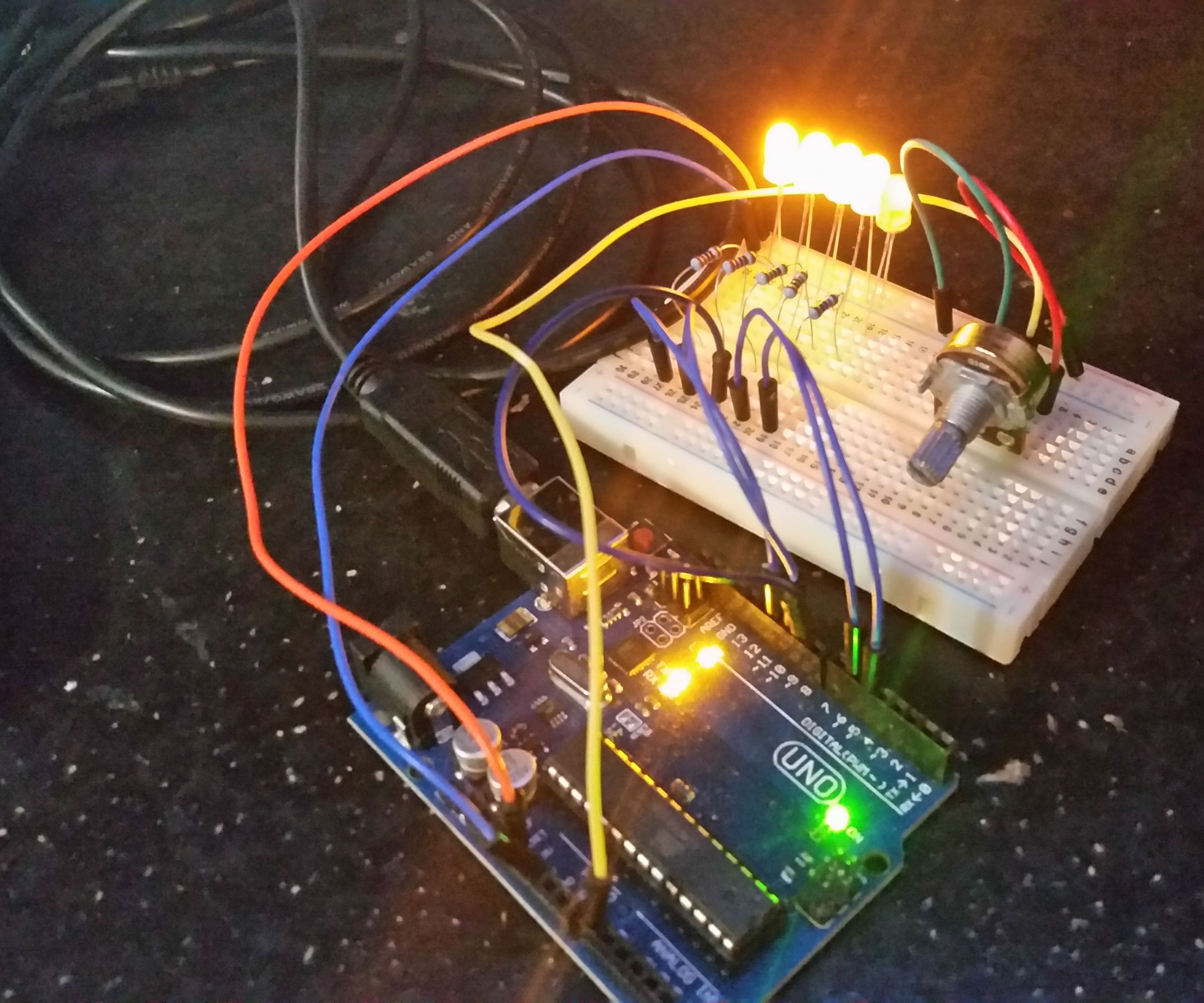 Arduino - Fade a Row of LEDs With Pulse Width Modulation