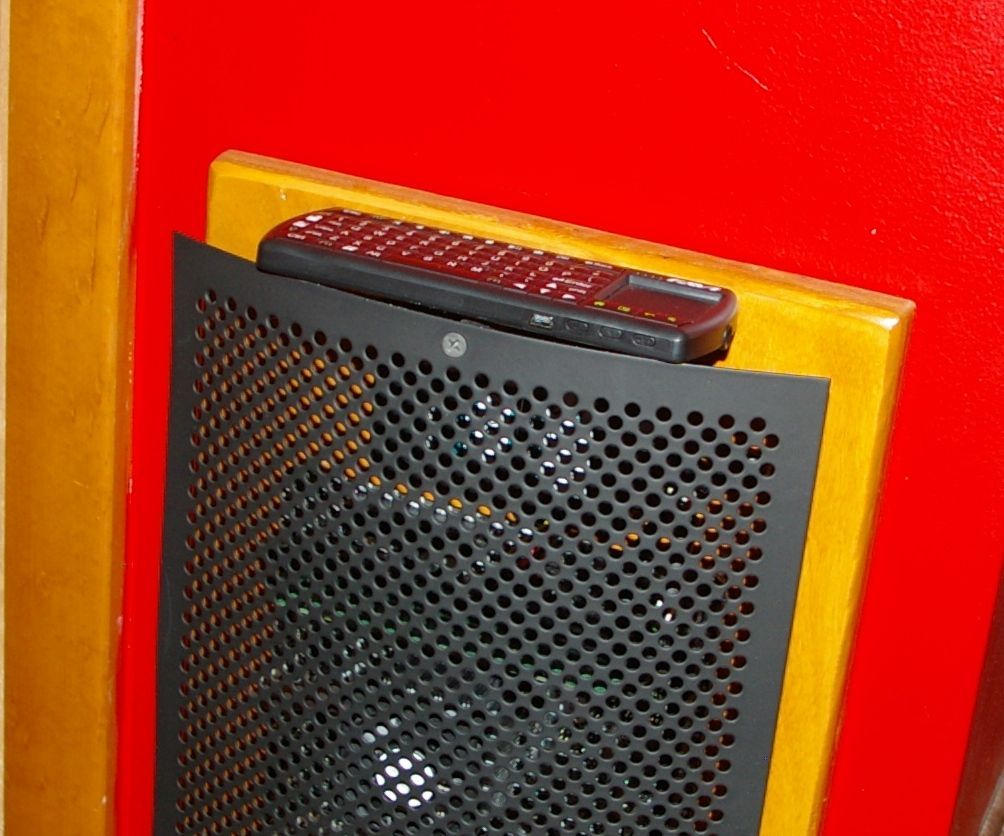 How to Build a Decorative HTPC