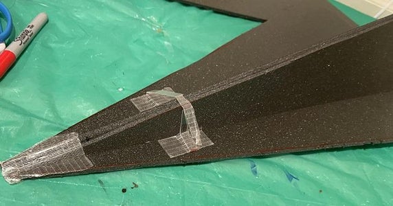 Plastic Triangle Support - Outside 