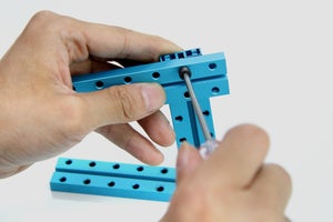 Driven Pulley Holder