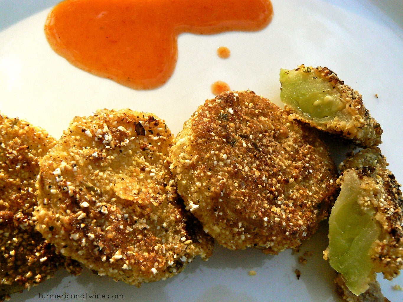 Crispy green tomatoes with tangy dipping sauce