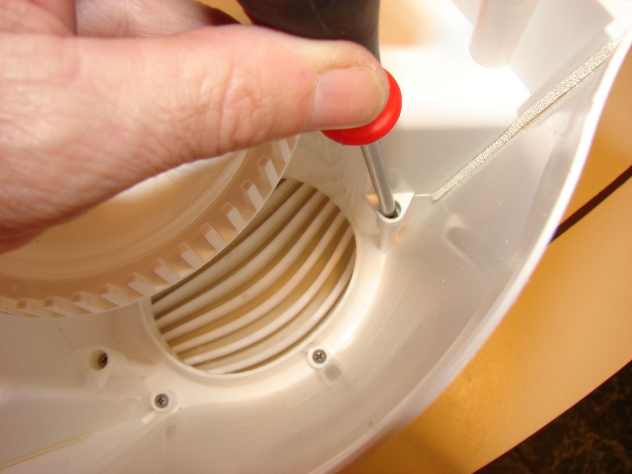 Vick's Filter Free Cool Mist Filter Conversion 6 Steps Instructables