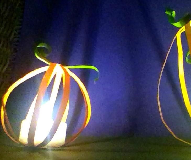 Easy Paper Pumpkins