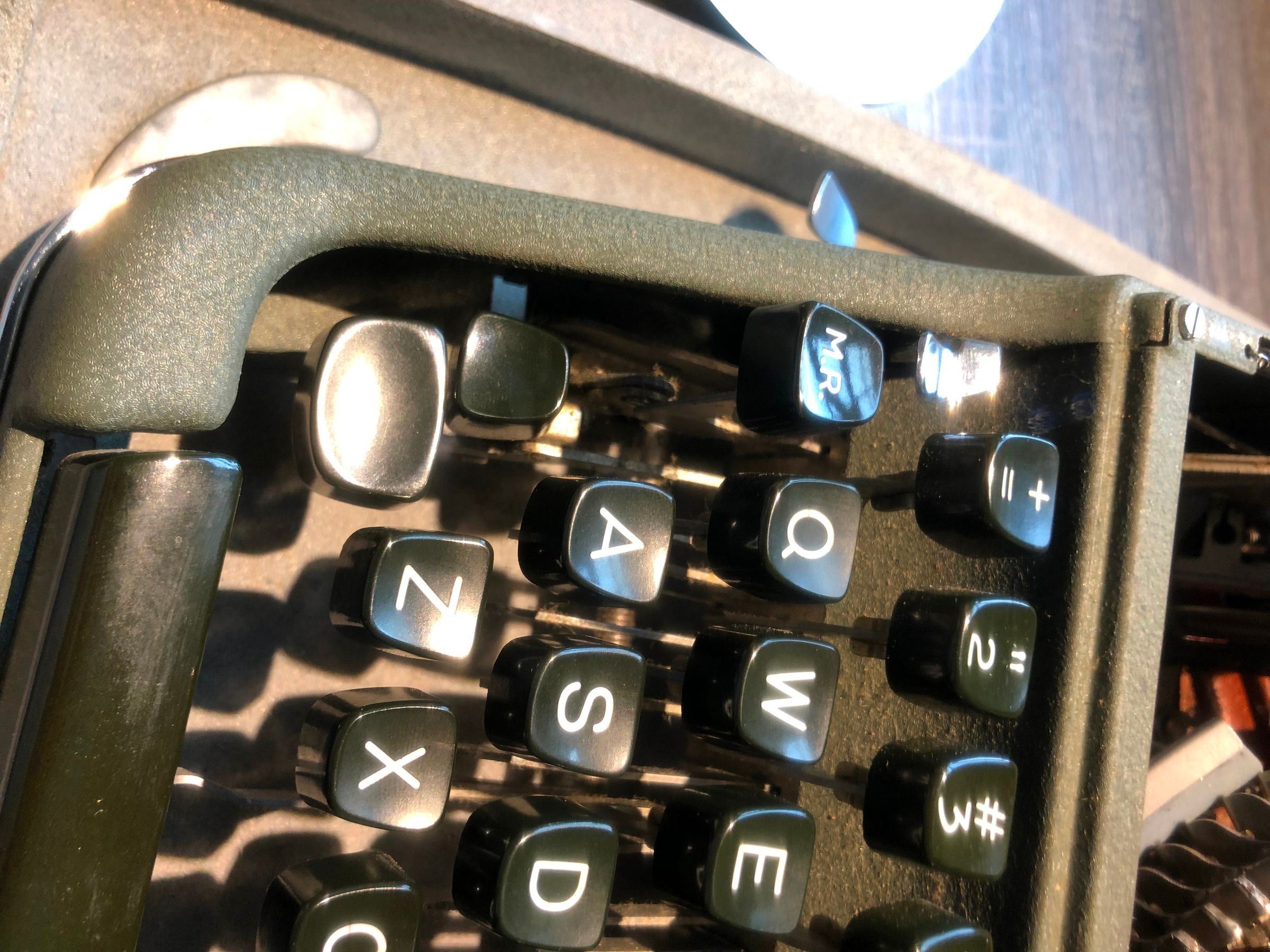 How to Change a Typewriter Ribbon 8 Steps (with Pictures) Instructables