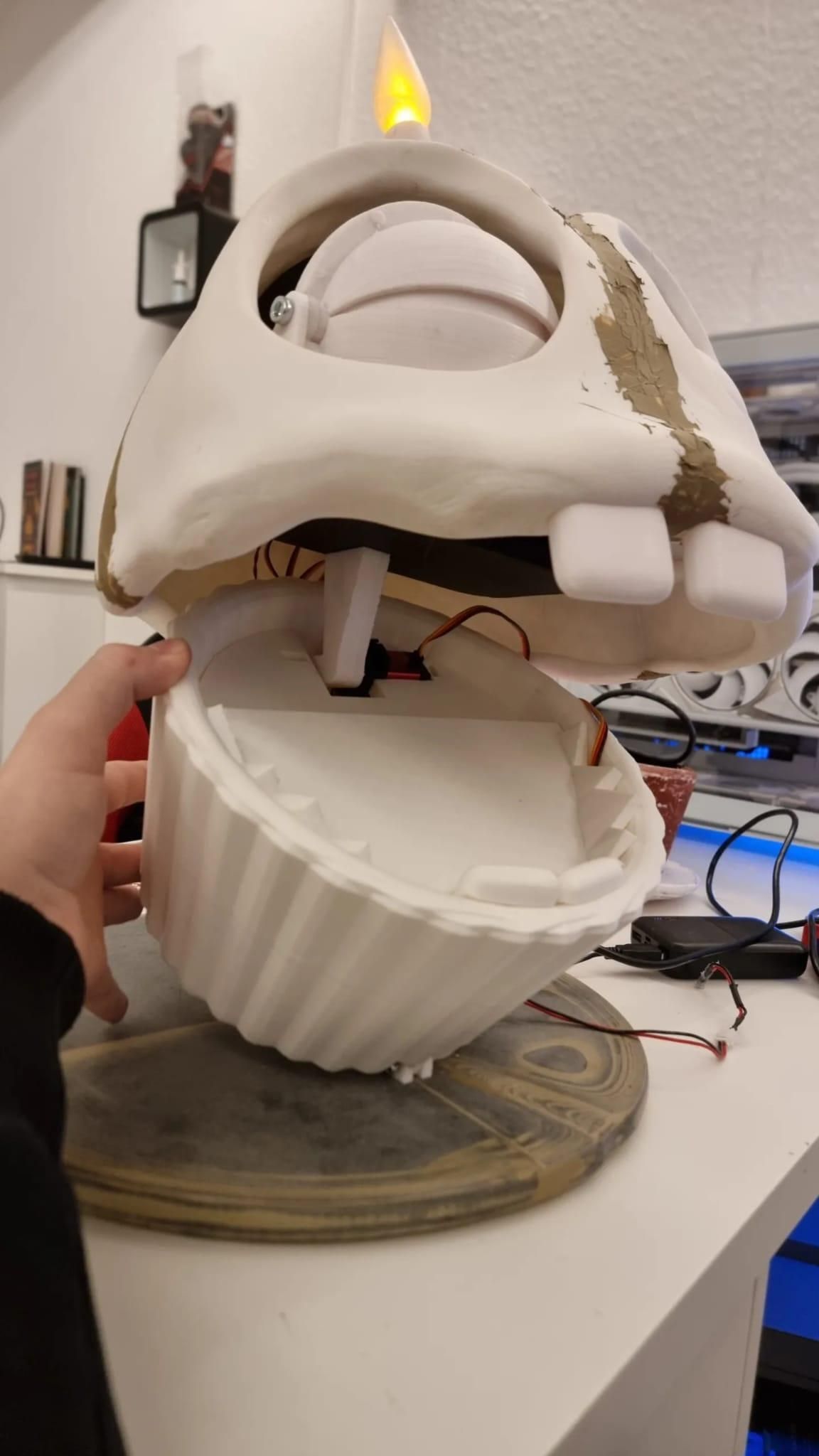 Fnaf Movie Cupcake V2 6 Steps Instructables